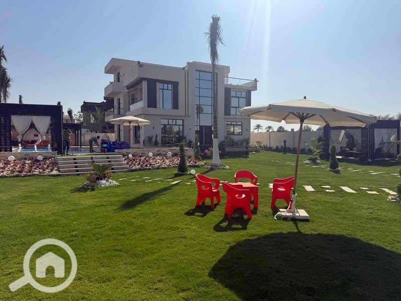 15 282324ae-ec1d-4048-a881-e458bdd934bb. jpg