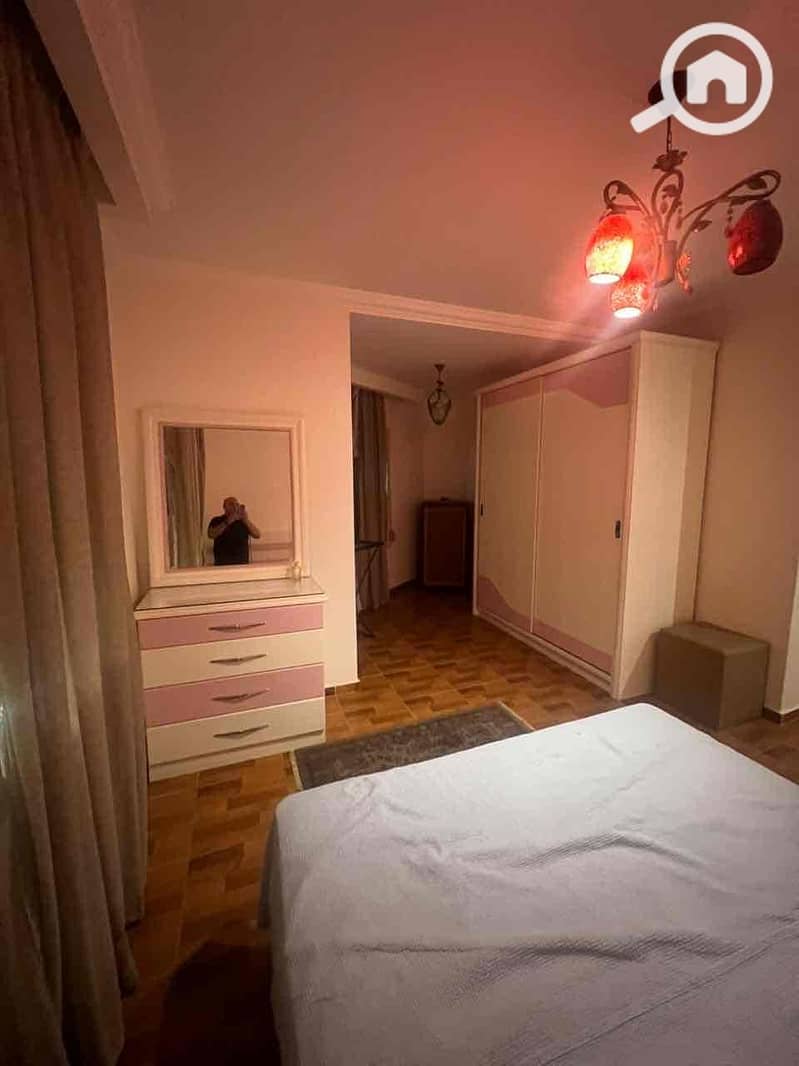 10 5b2ee14c-987c-47af-a53c-dd0d132465e1. jpg