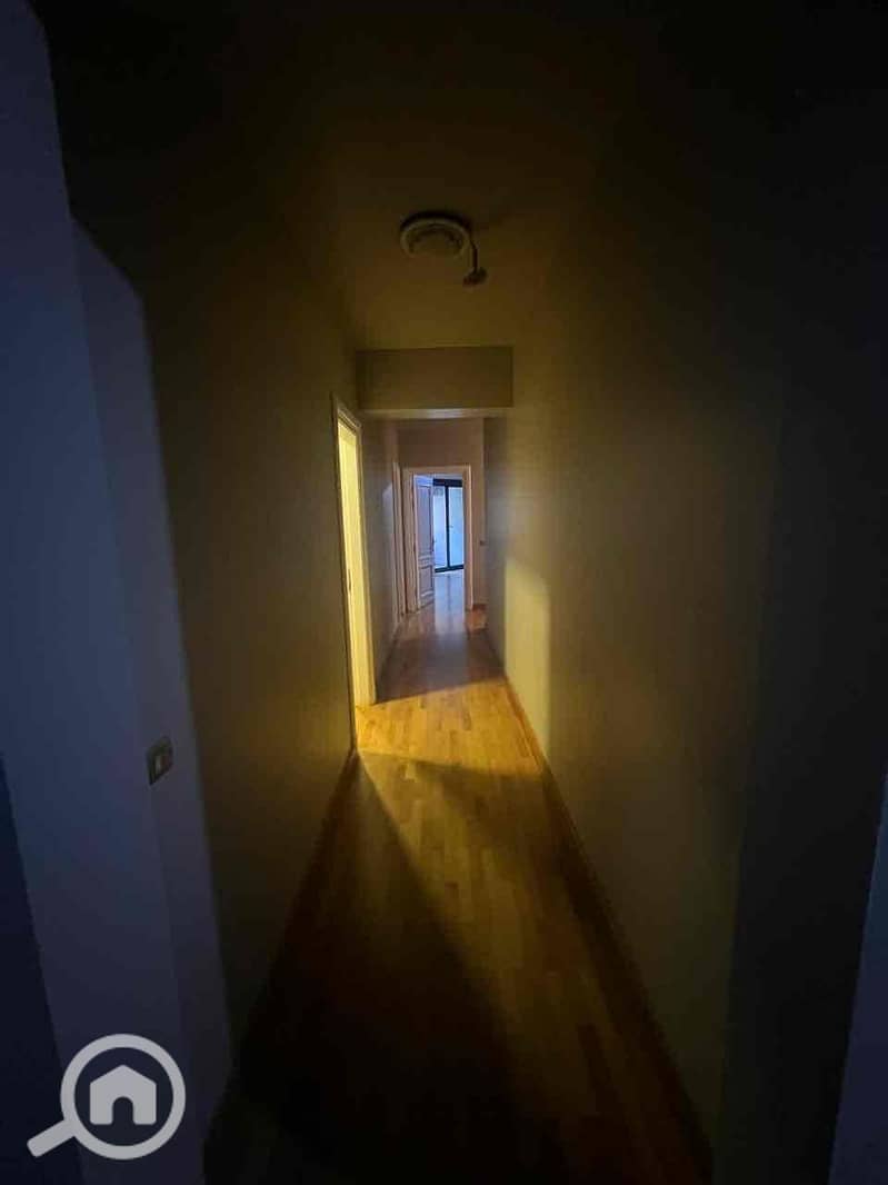 12 f163c097-b858-4641-afa1-3a0601501790. jpg