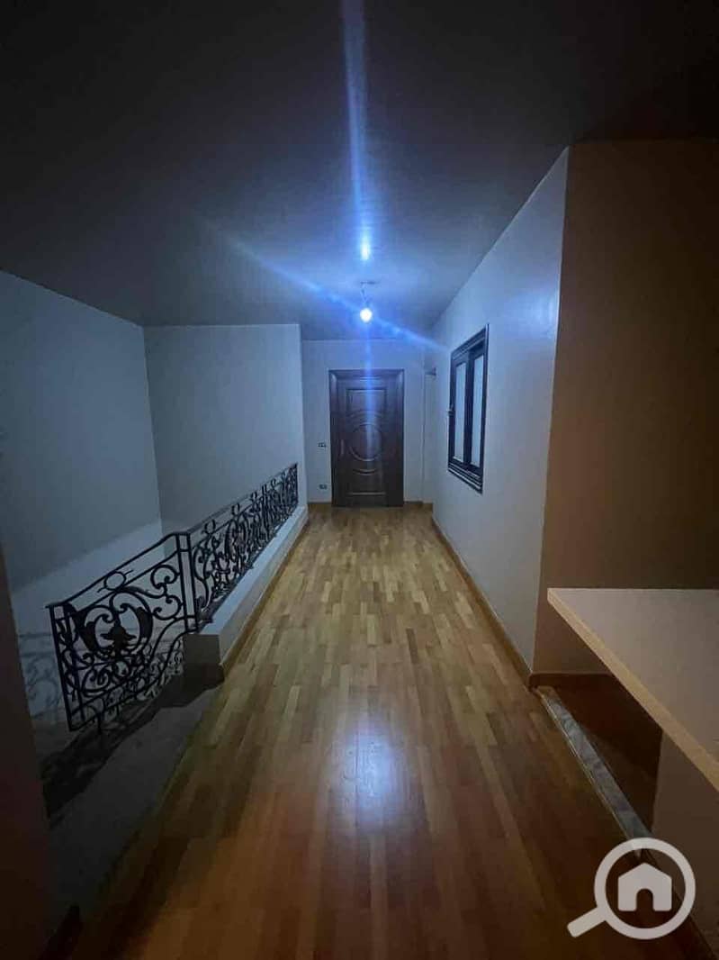 13 25d375ec-07fe-4ffa-9ba7-4736fc7391ea. jpg