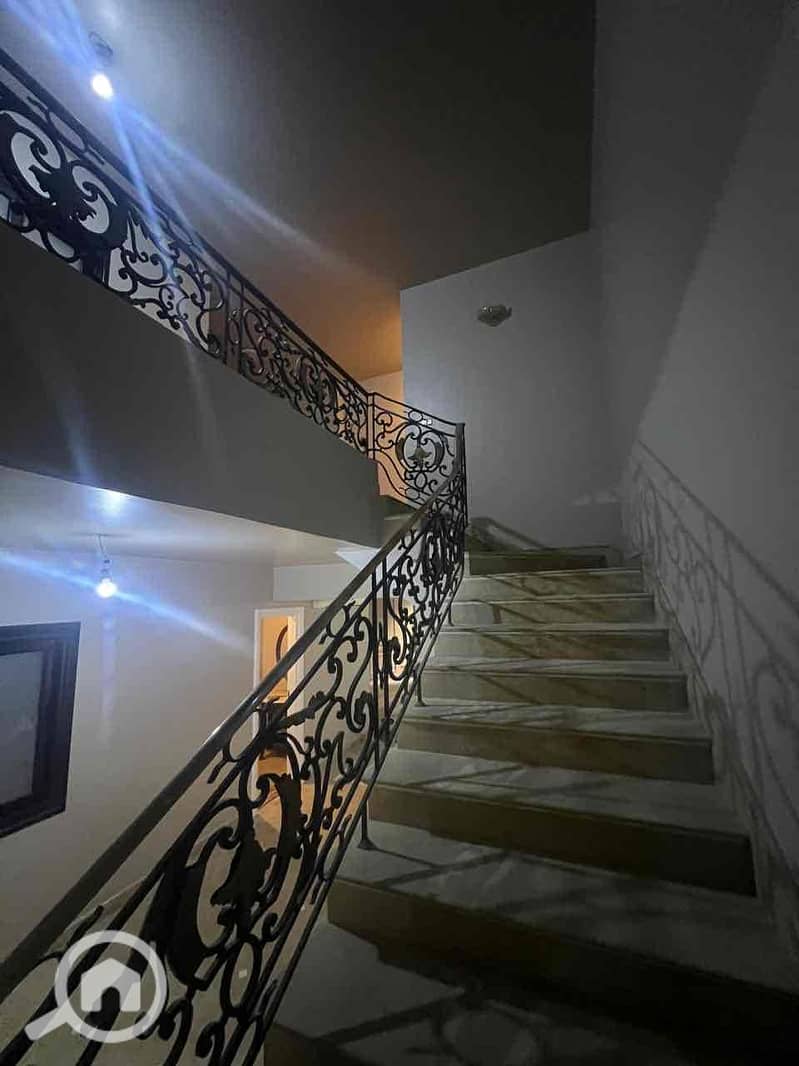 17 a9ba2d8e-9f4d-423f-a4ac-e64c3b92faa4. jpg