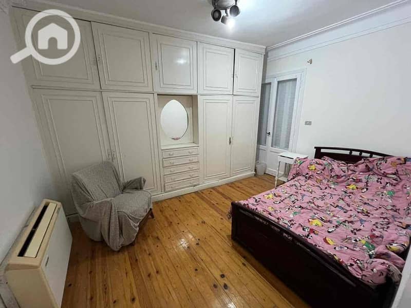 5 e5c71e59-6acd-448d-93f1-7e064e6aba69. jpg