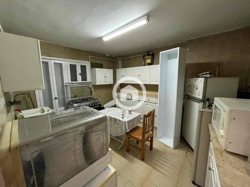 18 4810b5da-2ffe-4f20-8026-84c1a5d27e40. jpg