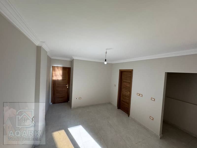 6 618ef4d2-f67f-4117-b823-45db6e30468a. jpg