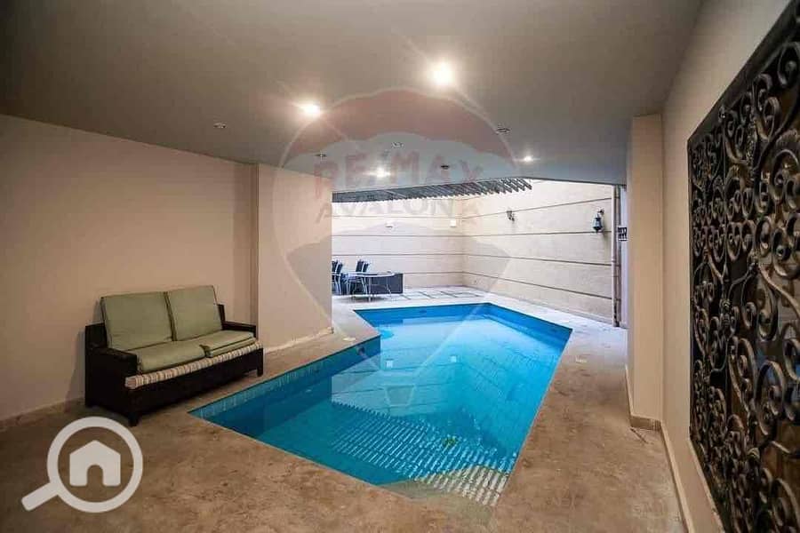 39 a21f4ec3-b6d9-43ba-a6ce-5476885bc833. jpg