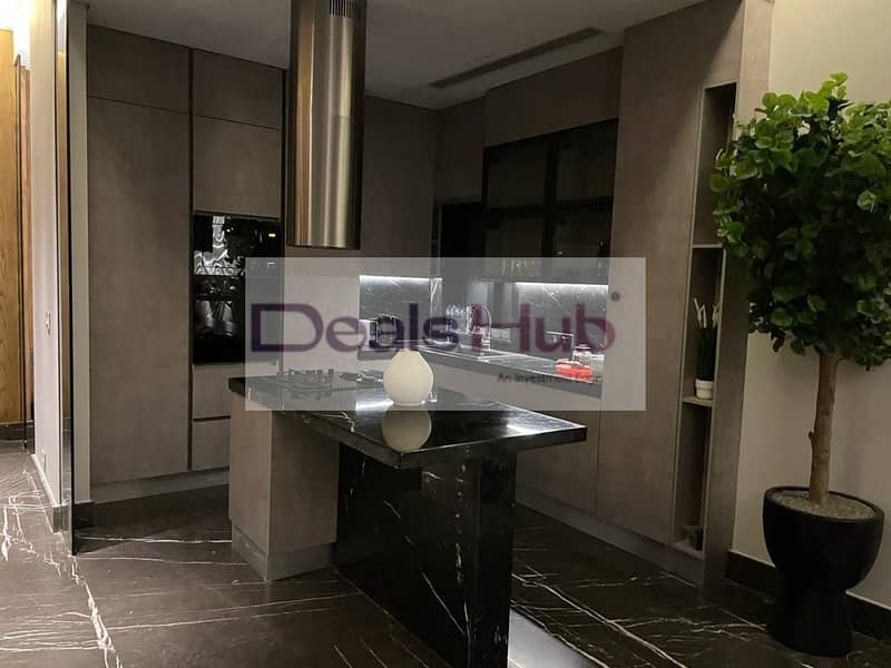 3 e29a6927-397d-44f4-bc46-64897f4bb6d9. jpg