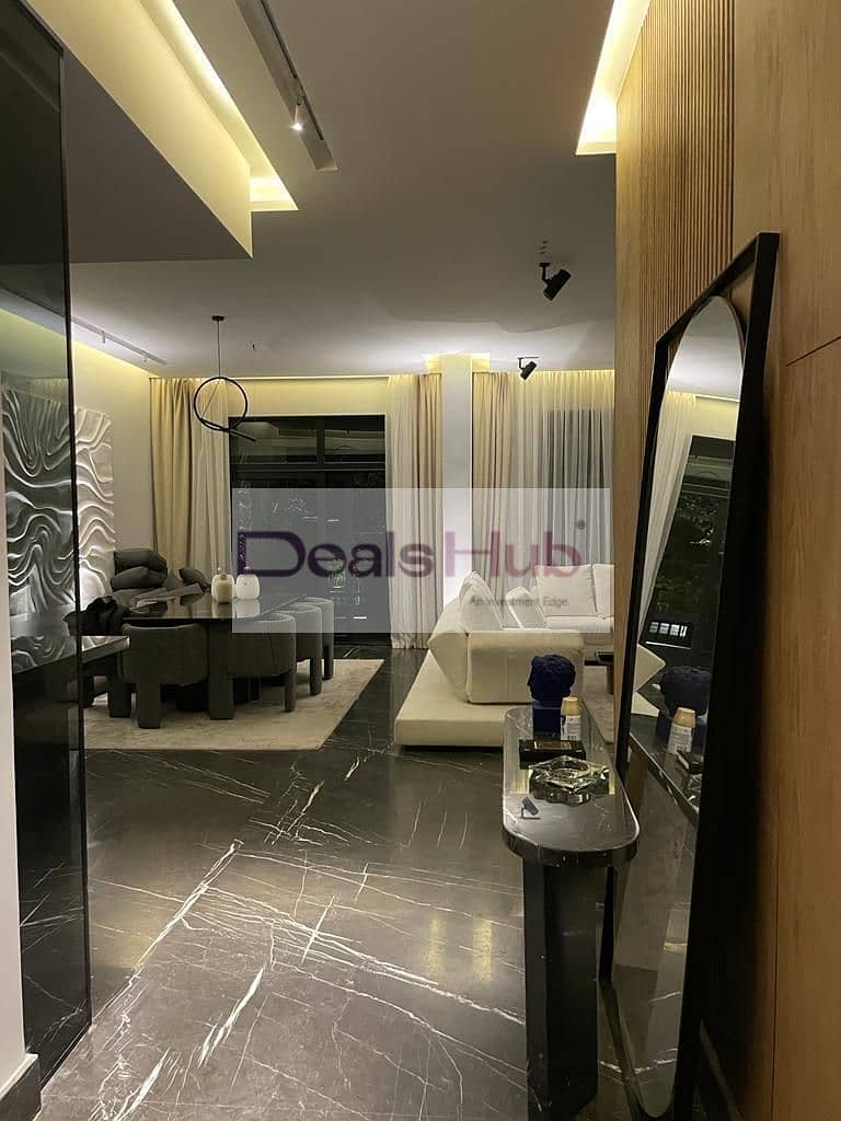 6 92a1e94b-80e4-4f65-943f-36b8d8ce0bb2. jpg