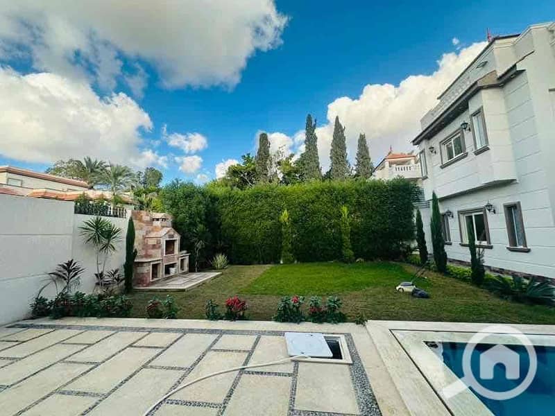 9 2c2c49bb-bf05-499b-8e08-60c388640183. jpg