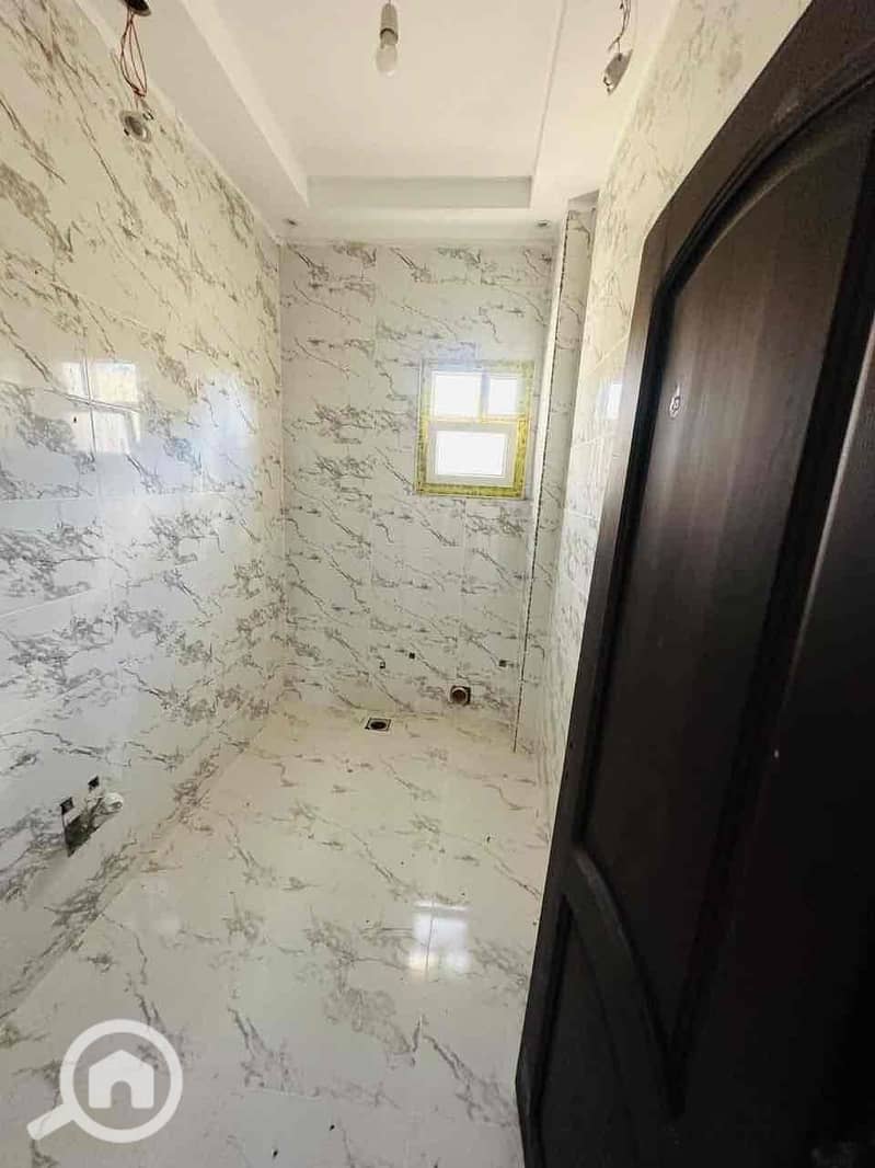 13 ec194634-f174-4264-8d8c-f94c79286013. jpg