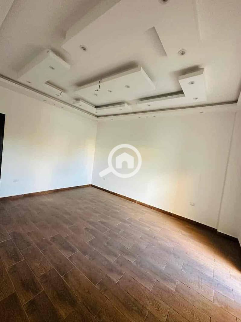 15 7bd119da-450f-48a5-aea4-6082bddc4548. jpg