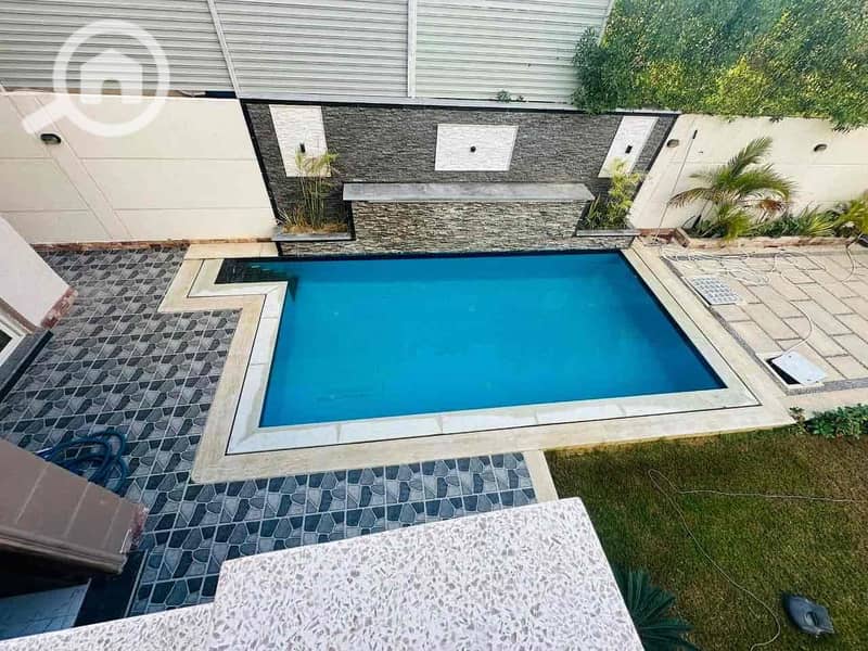 17 d2a54855-f726-4eaf-bedb-03cfb5ee7c1d. jpg