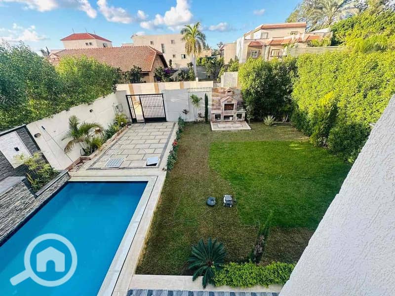 18 c971a843-3046-41c4-b953-9b4977b28db7. jpg