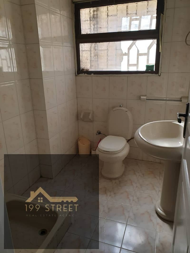 9 WhatsApp Image 2025-11-21 at 18.28. 15-2. jpeg