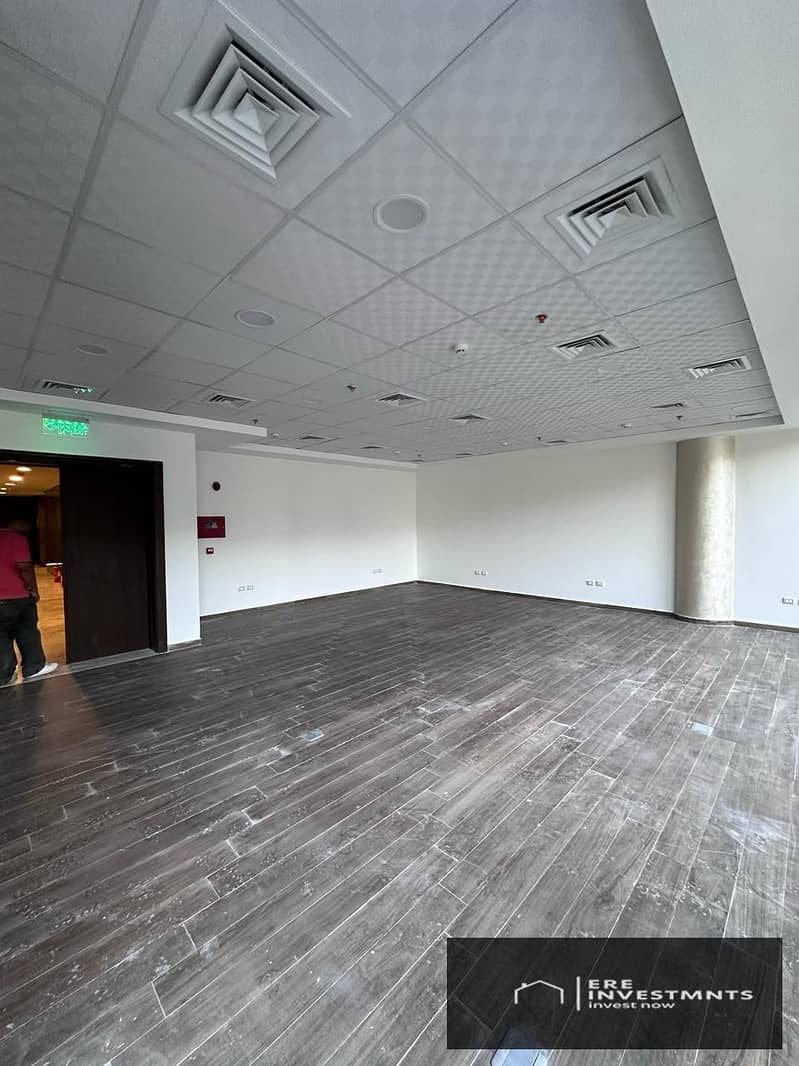 6 WhatsApp Image 2025-11-20 at 12.42. 55 PM (1). jpeg