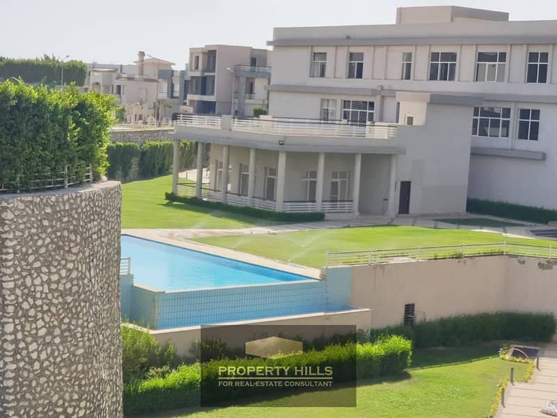 6 5f6dc094-3b47-4018-951c-6c13087a870d. jpg