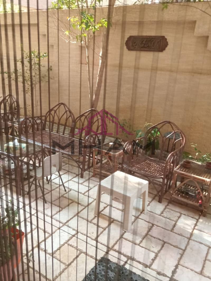 9 photo_5850644699209731021_y. jpg