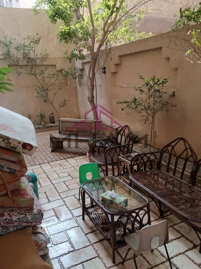 10 photo_5850644699209731022_y. jpg