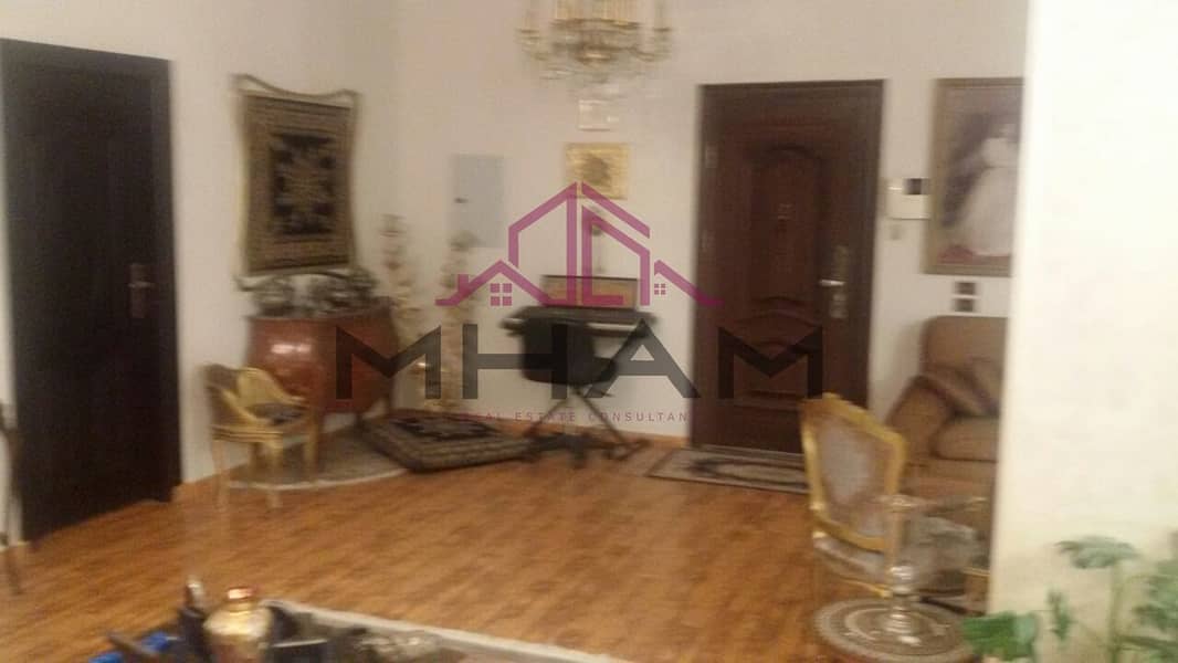 29 photo_5850644699209731041_y. jpg