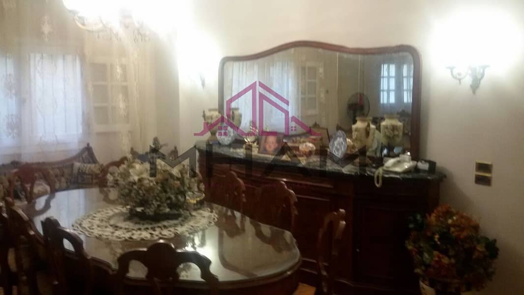 33 photo_5850644699209731045_y. jpg