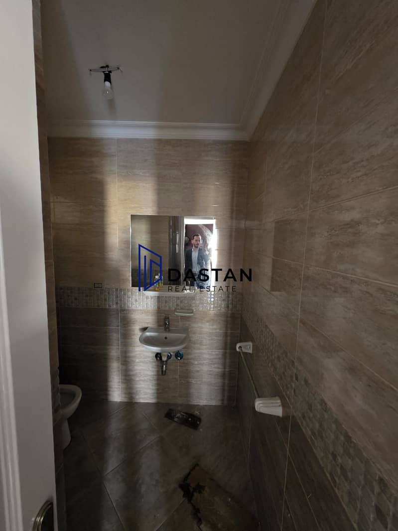 18 WhatsApp Image 2025-11-18 at 12.55. 24 PM. jpeg