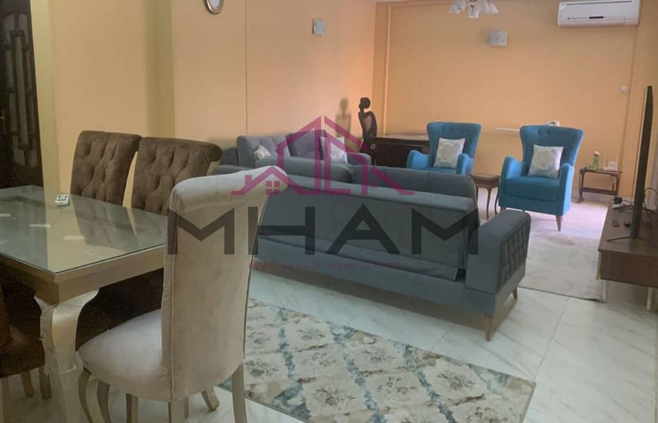 2 photo_5848162972616821785_y. jpg