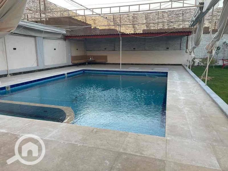 2 4e9ec2fc-e306-48c7-b2b2-09615c5167dd. jpg