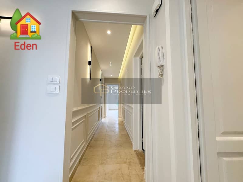 5 2038c237-a025-492c-a0fa-4dbec05dba96. jpg