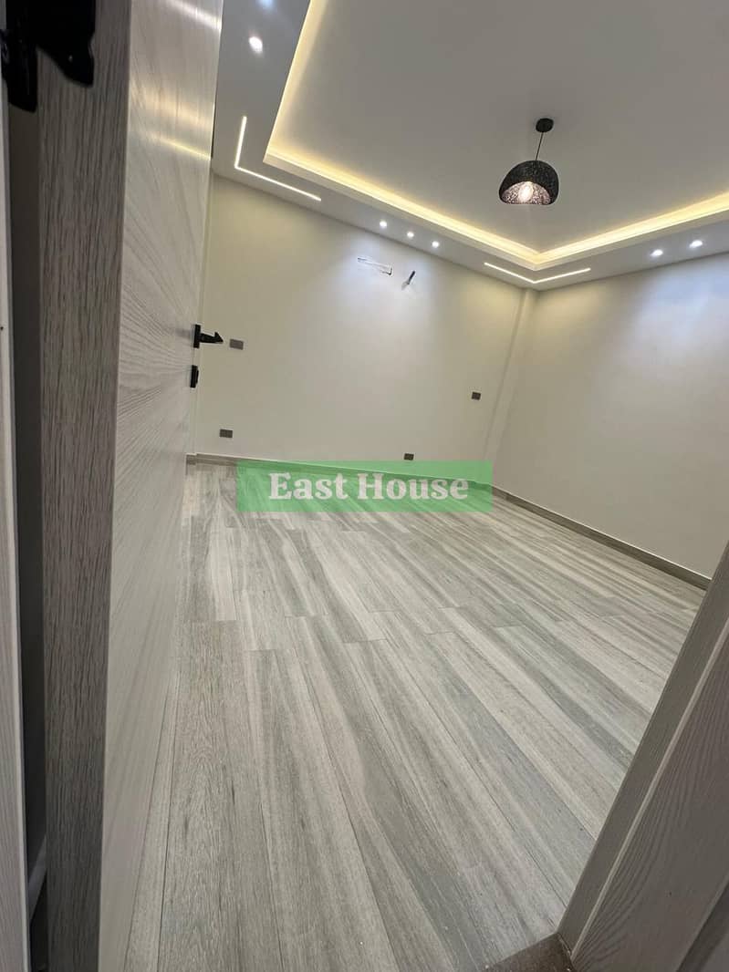 13 WhatsApp Image 2025-11-24 at 16.08. 19_039cffa8. jpg