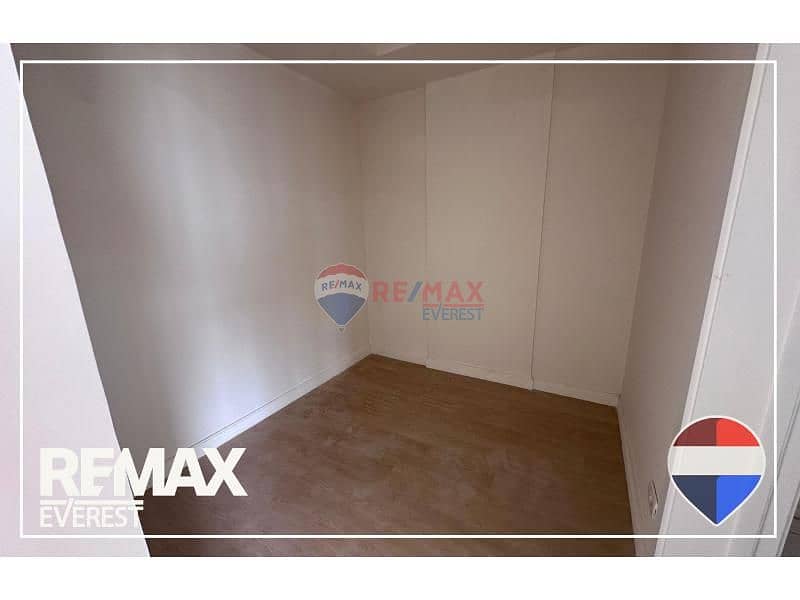 5 1648e982-0059-4ae9-ba49-da43e41f1d05. jfif. jpg