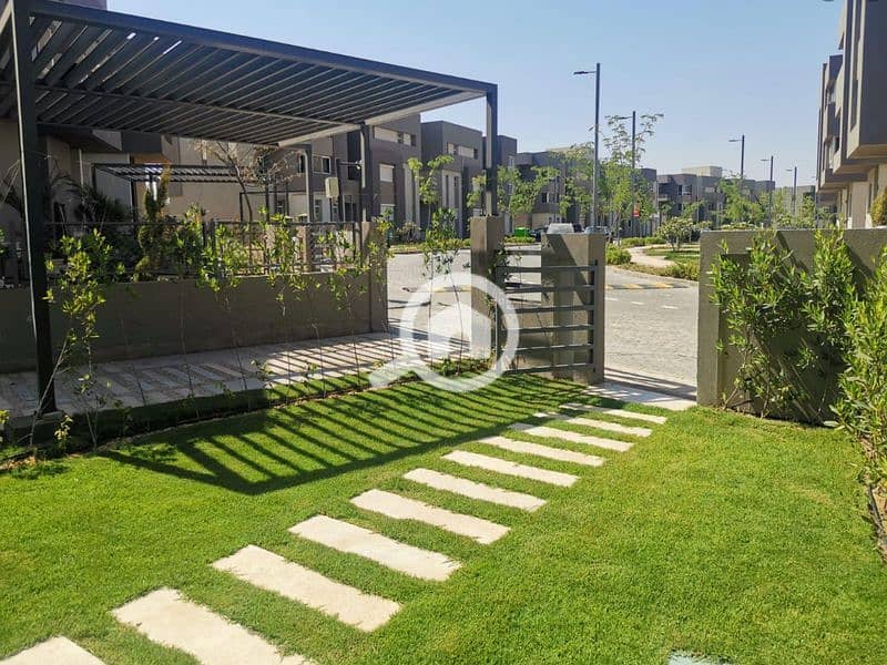 5 {9FF6E8D9-3B7B-41C7-A28A-40349D621371}_800x600. jpg