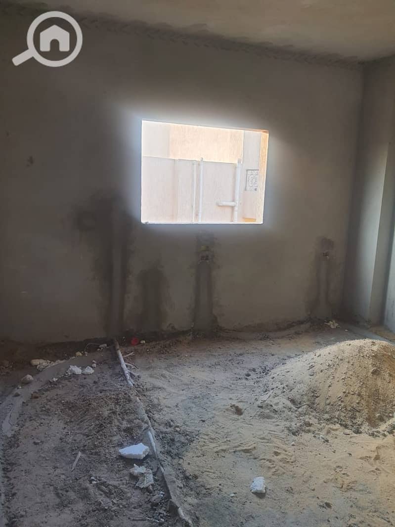 4 ddc66ee5-e0c5-451e-8f9e-a2bfabf5d124. jpeg