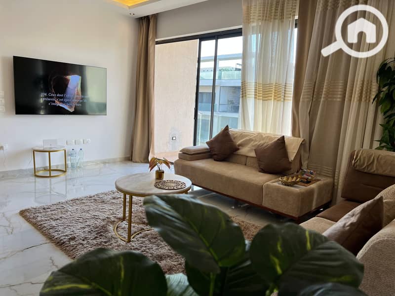 8 WhatsApp Image 2025-11-25 at 20.39. 54 (4). jpeg