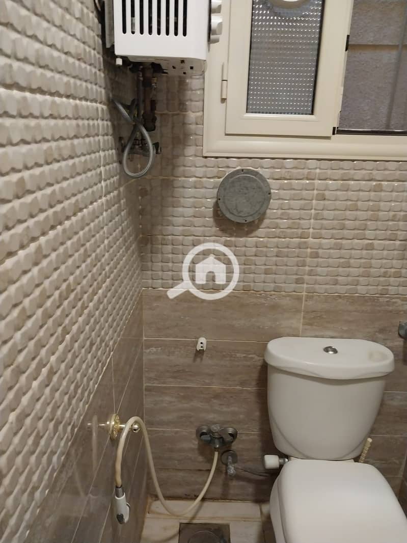 13 2528c969-363d-4965-9861-a24b7b661908. jpeg