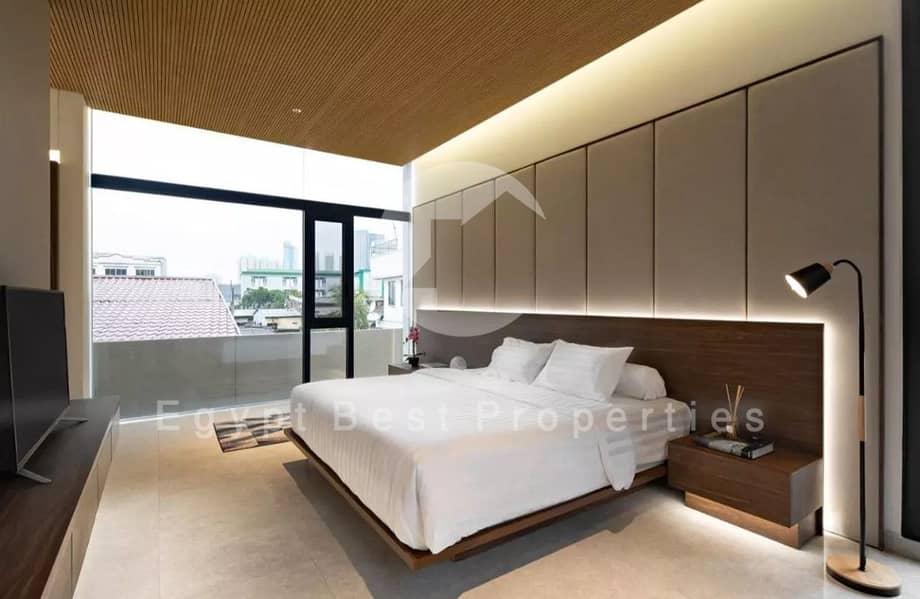 3 4695271-e2978o. jpg