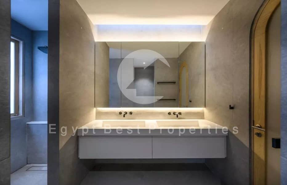 4 4695271-4aedbo. jpg