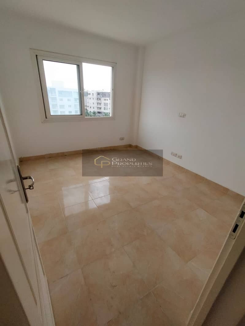 5 11f2f54d-1bfe-4c6e-9c3d-297621ca5b2e. jpg