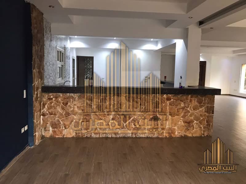 17 U483838 (31). jpg