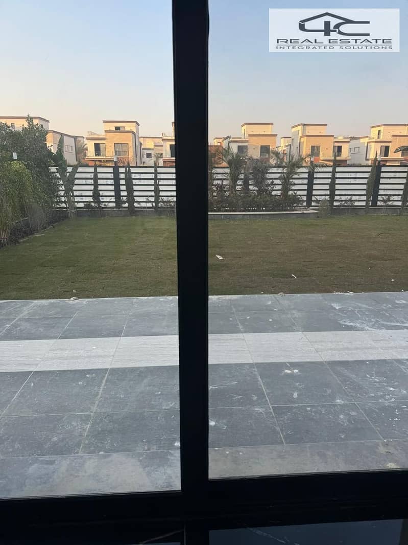 2 WhatsApp Image 2025-11-24 at 13.09. 47 (1). jpeg