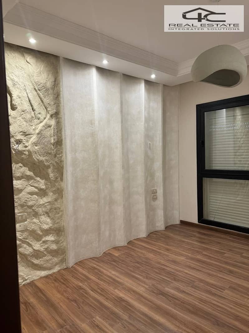 6 WhatsApp Image 2025-11-24 at 13.09. 45 (1). jpeg