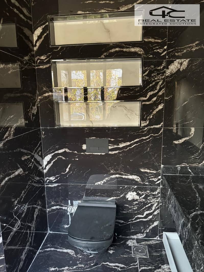 10 WhatsApp Image 2025-11-24 at 13.09. 47 (2). jpeg