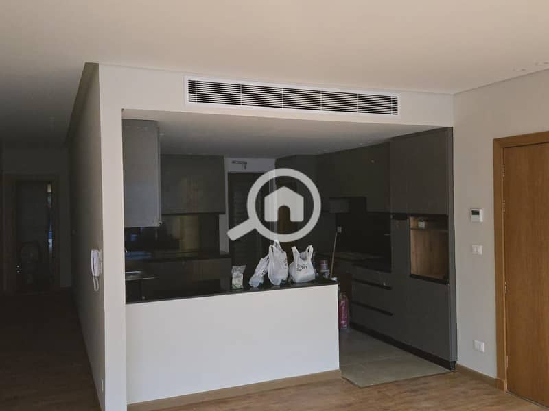 3 WhatsApp Image 2025-10-28 at 01.30. 44 (1). jpeg