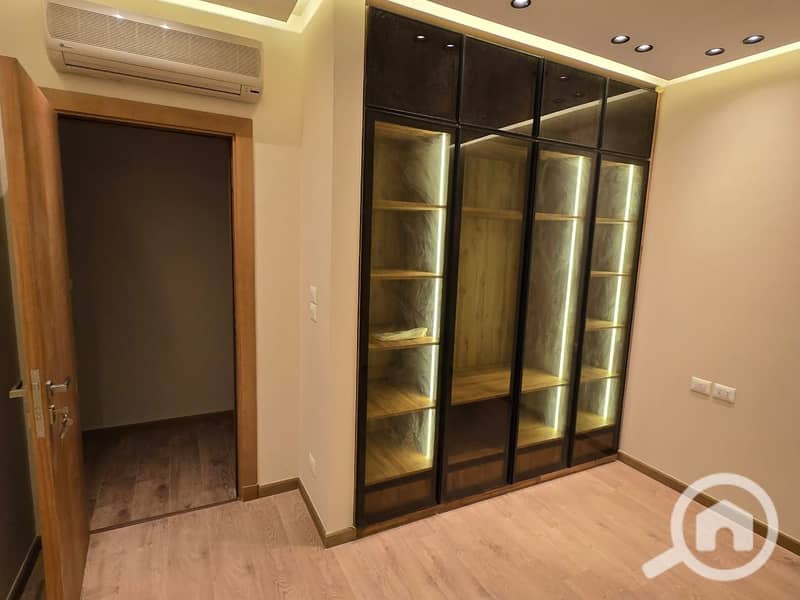 11 WhatsApp Image 2025-10-28 at 01.30. 43. jpeg