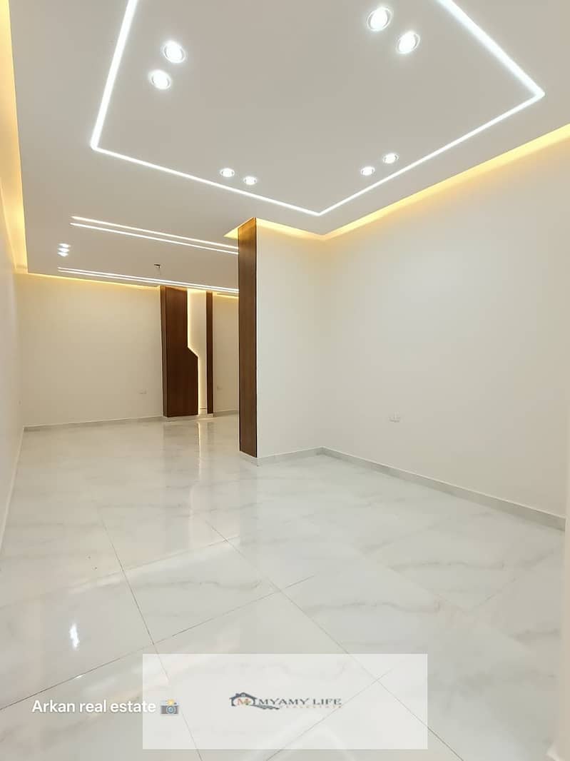 8 WhatsApp Image 2025-11-26 at 11.40. 40 AM (1). jpeg