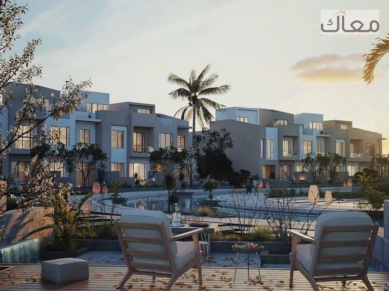 12 ff8f5560-e961-4307-9944-e1f40389df01. jpeg