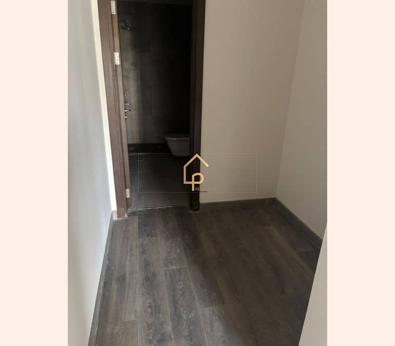 5 WhatsApp Image 2025-08-02 at 2.19. 46 PM. jpg