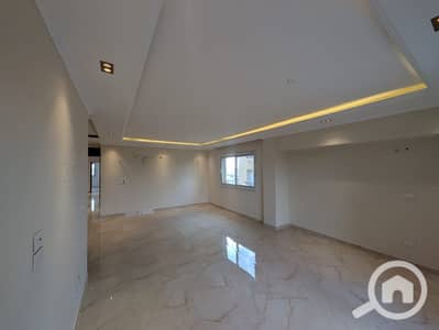 شقة 3 غرف نوم للايجار في القاهرة الجديدة، القاهرة - 83f3a4b6-9df3-4cea-aaf5-2eaa168a3a56. jpeg