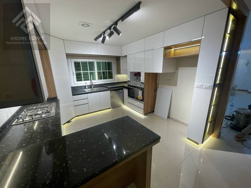 9 229ed140-b41e-4038-b7e8-e01c8cd83b78. jpg