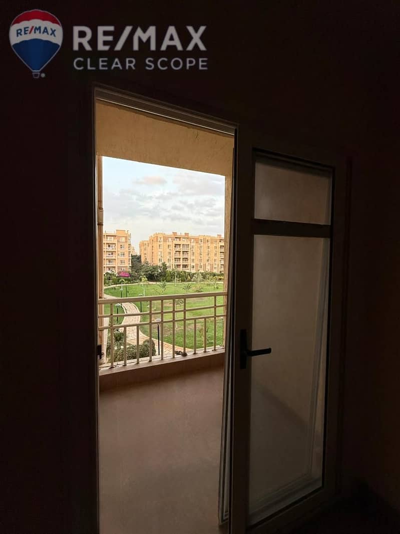 18 f6479321-155d-45ae-83fa-35d1c15c228e. jpeg