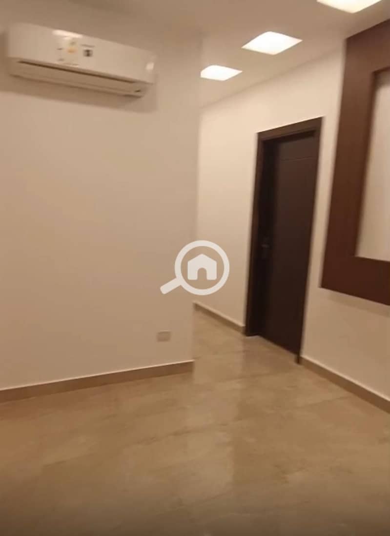 8 WhatsApp Image 2025-11-17 at 11.40. 12 AM (2). jpeg