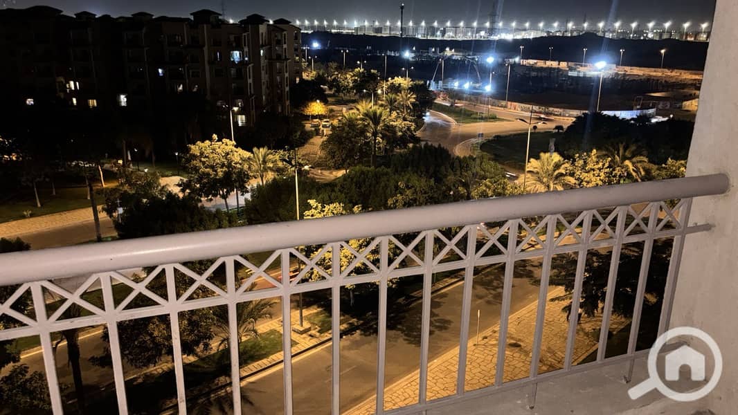 4 8c330a54-e36f-4c68-93b7-ff6b08f4a8b6. jpeg